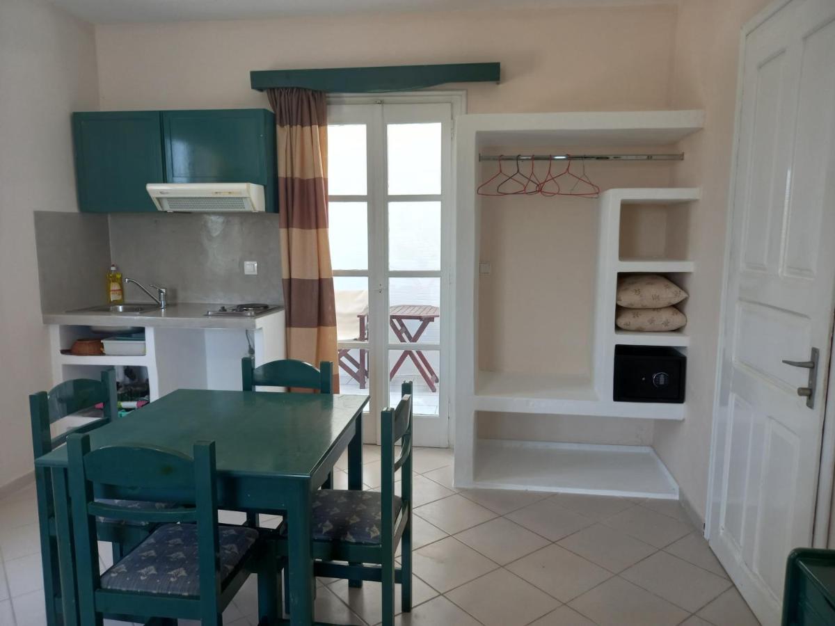 Joanna'S Rooms On The Beach ปลากา ภายนอก รูปภาพ